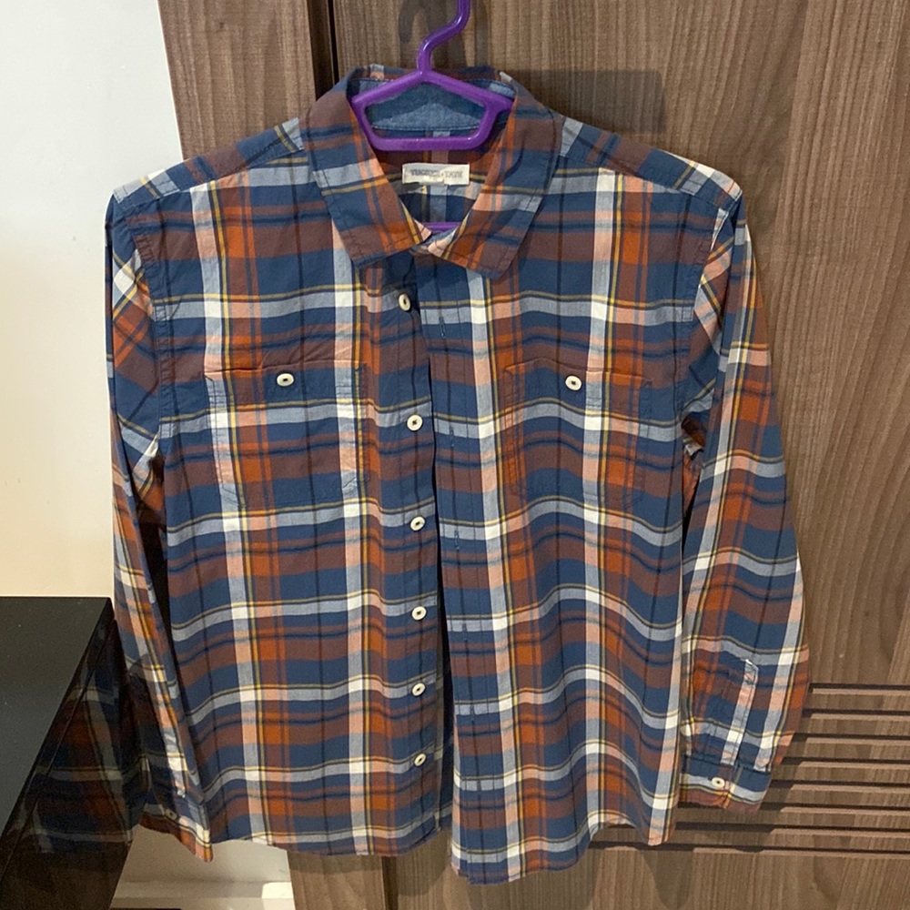 Tucker+Tate button down dress shirt